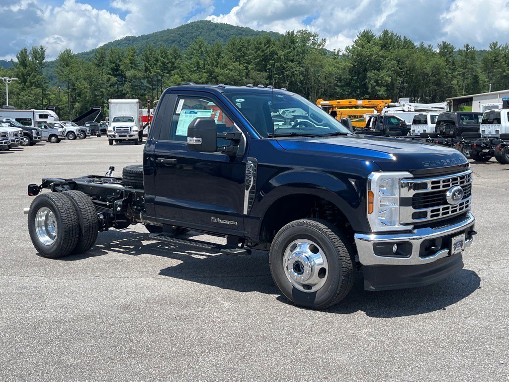 2025 Ford Super Duty F-350 DRW DRW