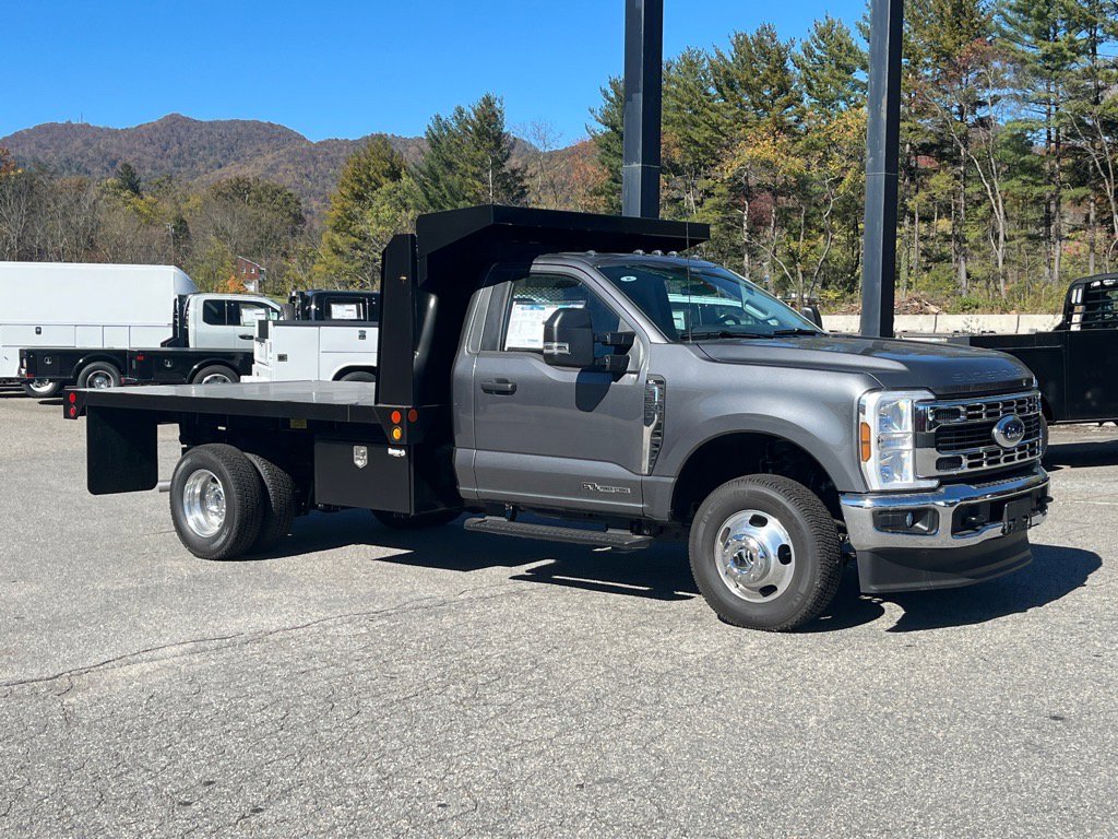 2025 Ford Super Duty F-350 DRW XL