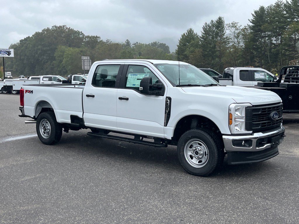 2026 Ford Super Duty F-350 SRW XL