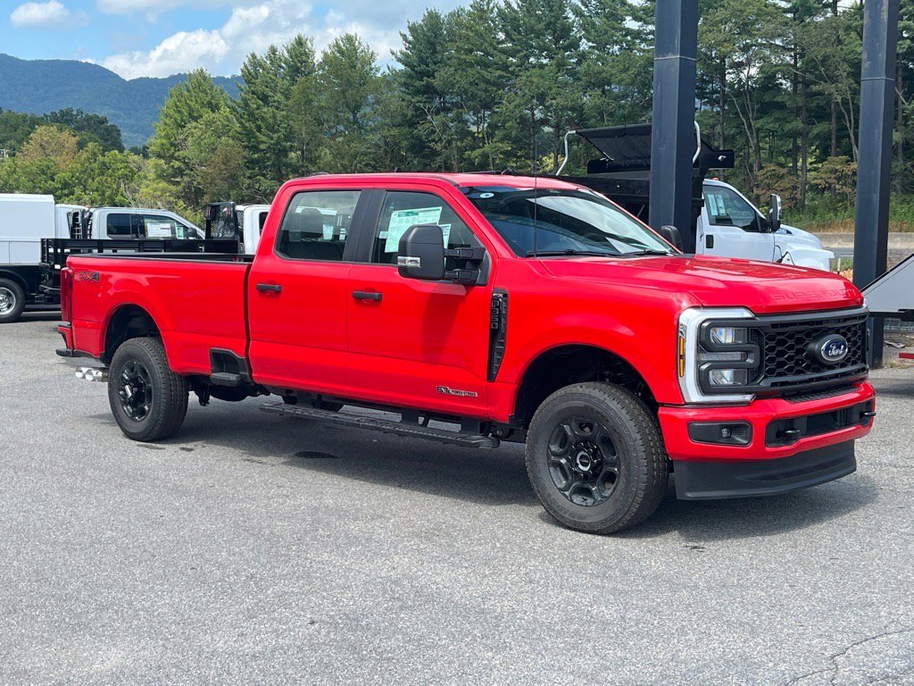 2026 Ford Super Duty F-350 SRW XL