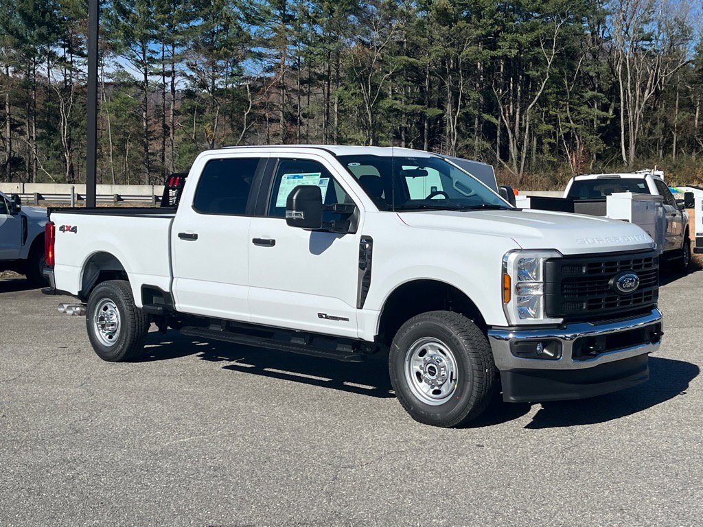 2026 Ford Super Duty F-350 SRW XL