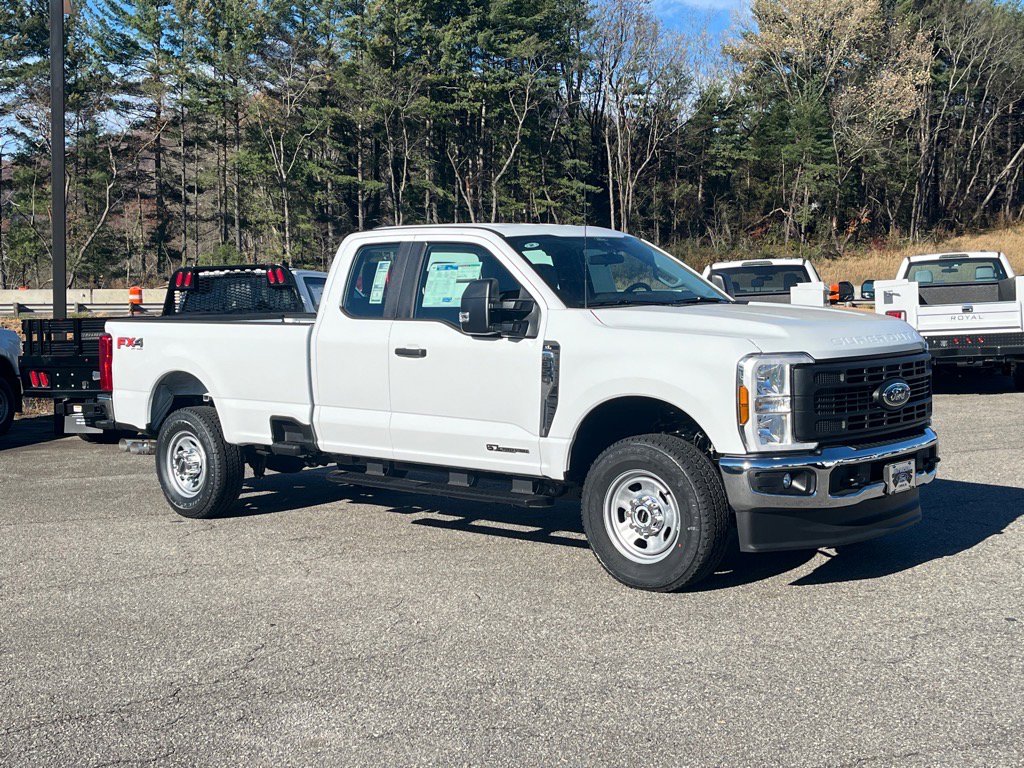 2026 Ford Super Duty F-350 SRW XL