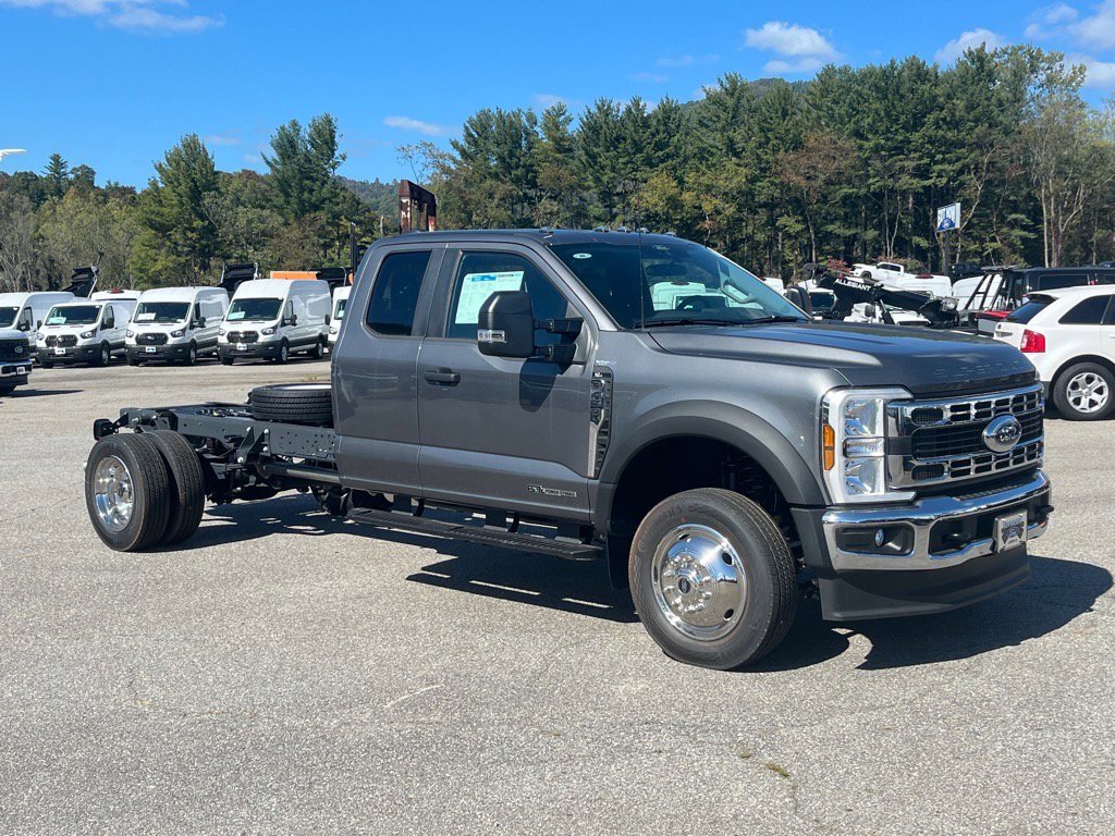2025 Ford Super Duty F-450 DRW XL DRW