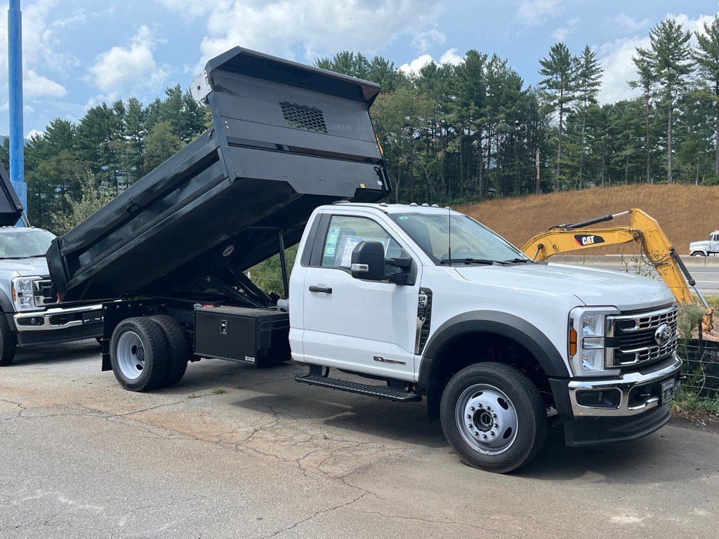 2025 Ford Super Duty F-550 DRW XL DRW