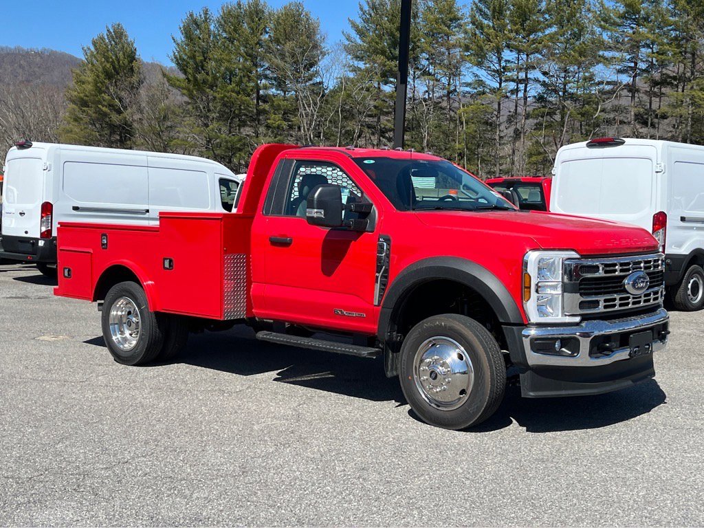 2024 Ford Super Duty F-550 DRW XL