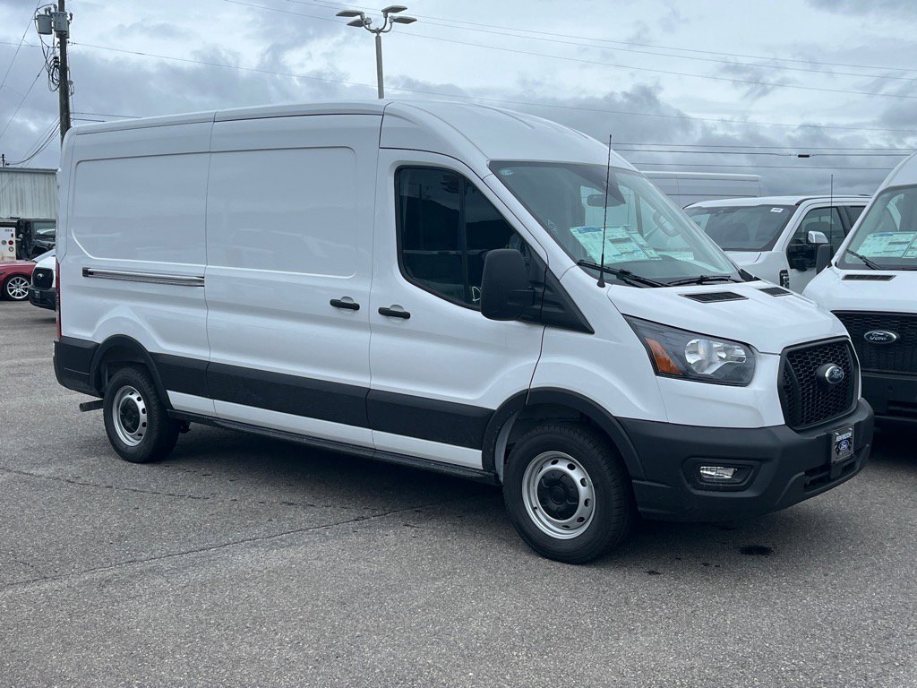 2025 Ford Transit Cargo Van Base