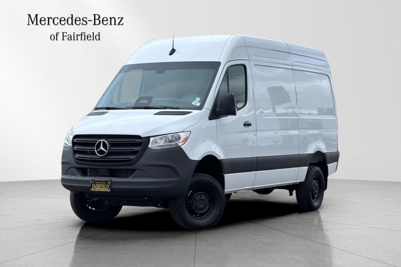 2025 Mercedes-Benz Sprinter Cargo Van Cargo 144 WB