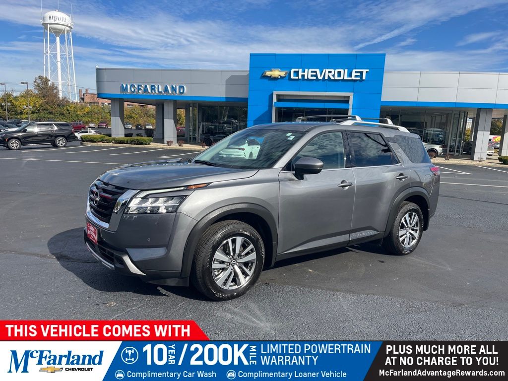 2024 Nissan Pathfinder SL