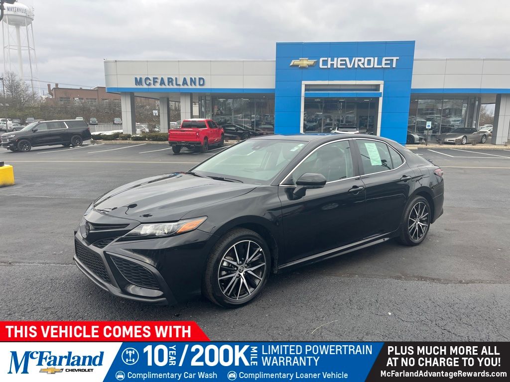 2024 Toyota Camry SE