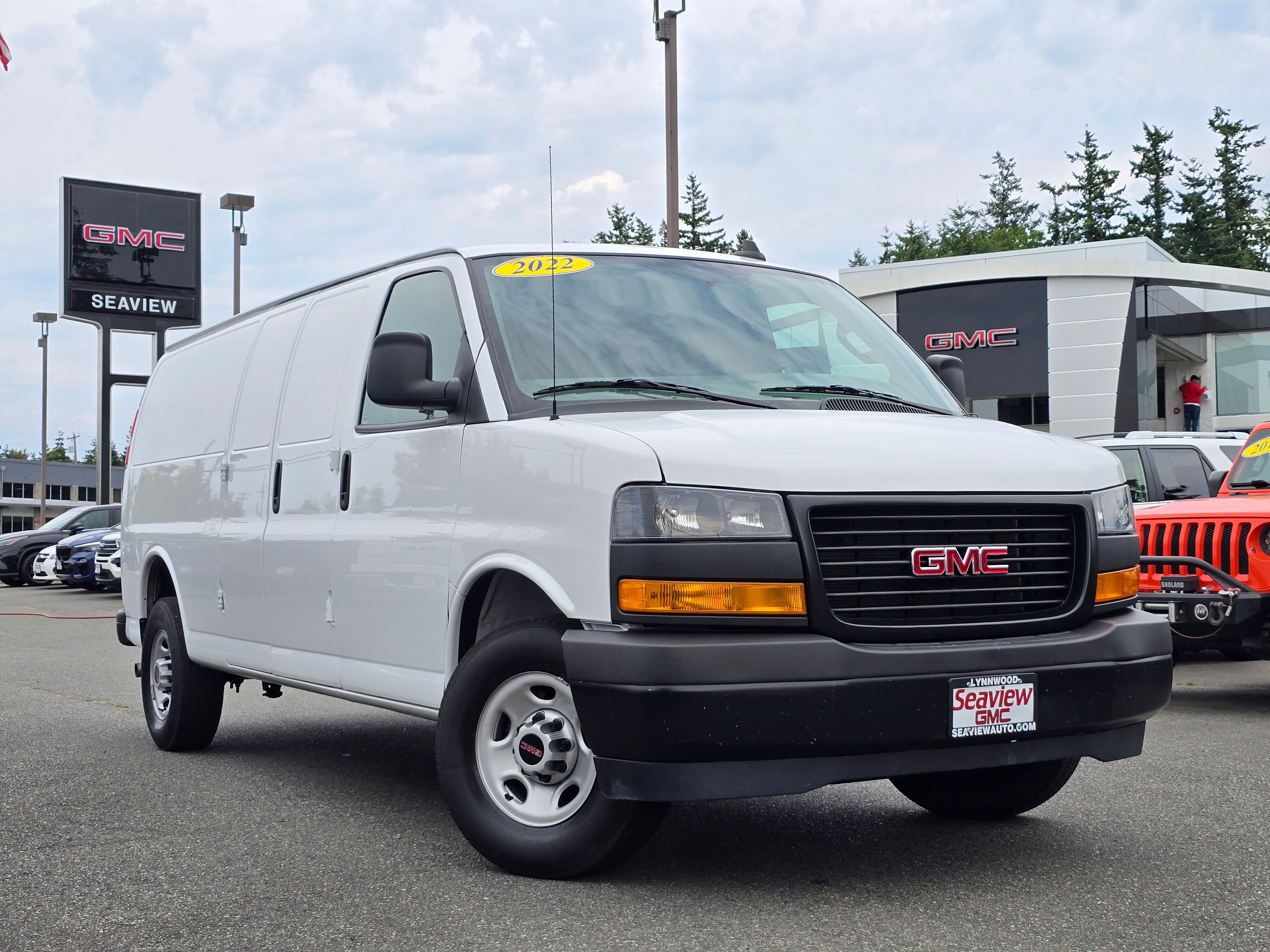 2022 GMC Savana Cargo Van