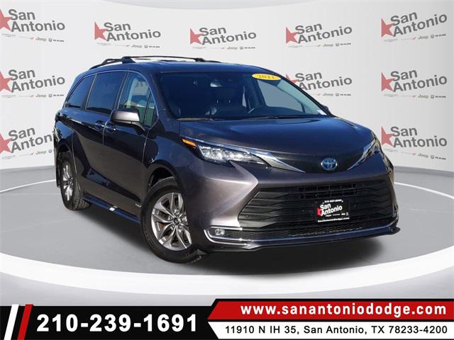 2021 Toyota Sienna
