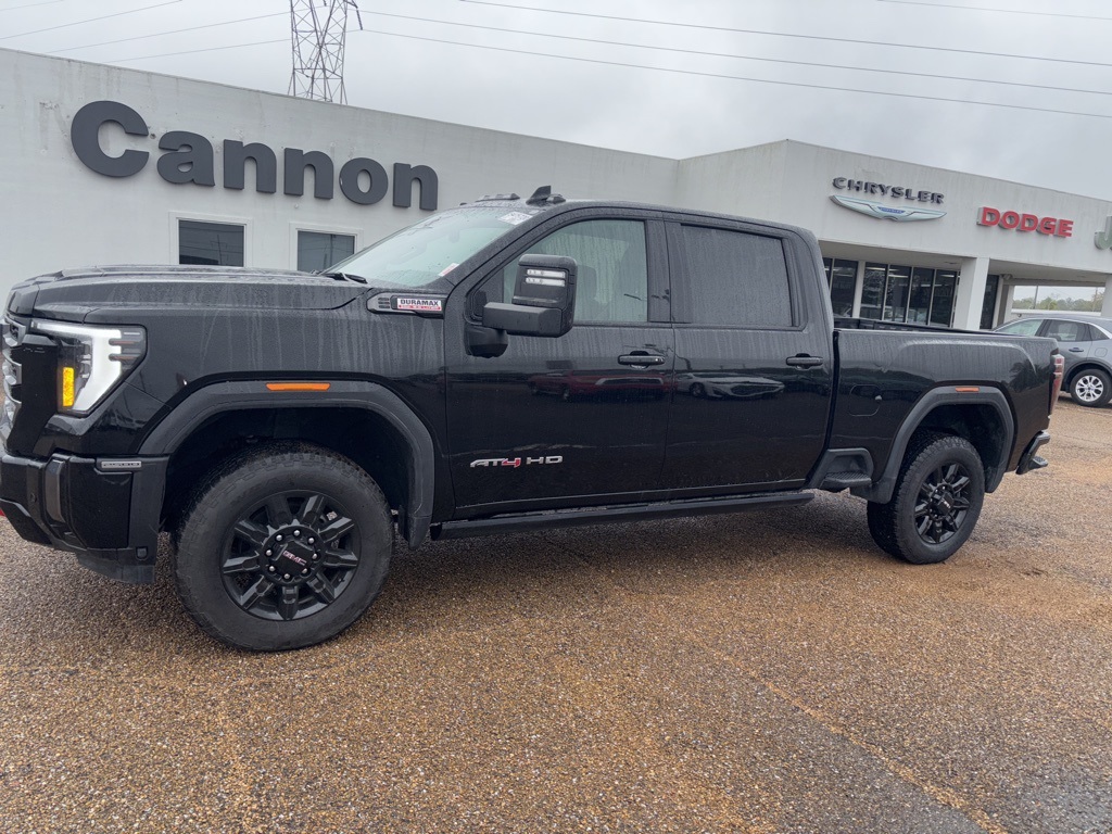 2024 GMC Sierra 2500HD AT4