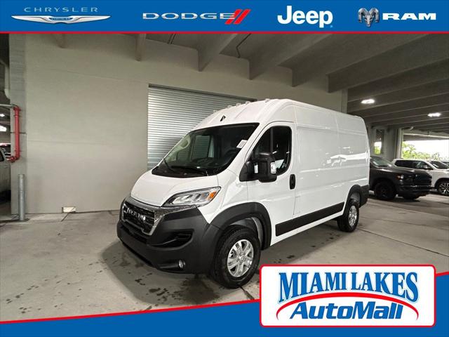 2025 Ram ProMaster Cargo Van RAM PROMASTER 1500 SLT CARGO VAN HIGH ROOF 136' WB