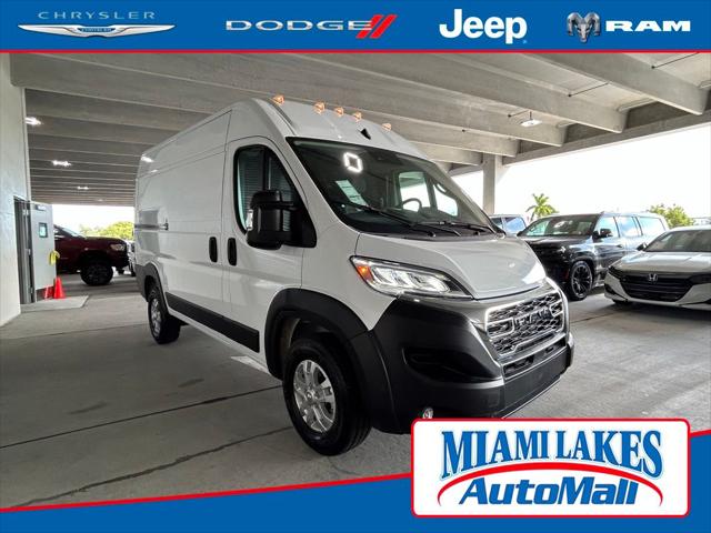 2025 Ram ProMaster Cargo Van RAM PROMASTER 1500 SLT CARGO VAN HIGH ROOF 136' WB