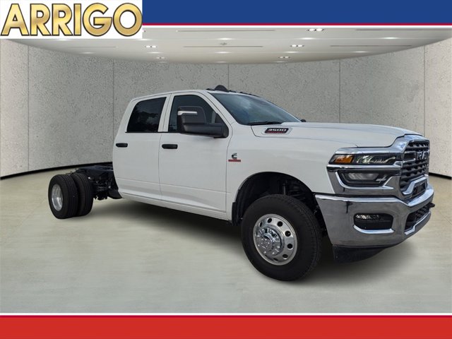 2026 RAM 3500 Chassis Cab