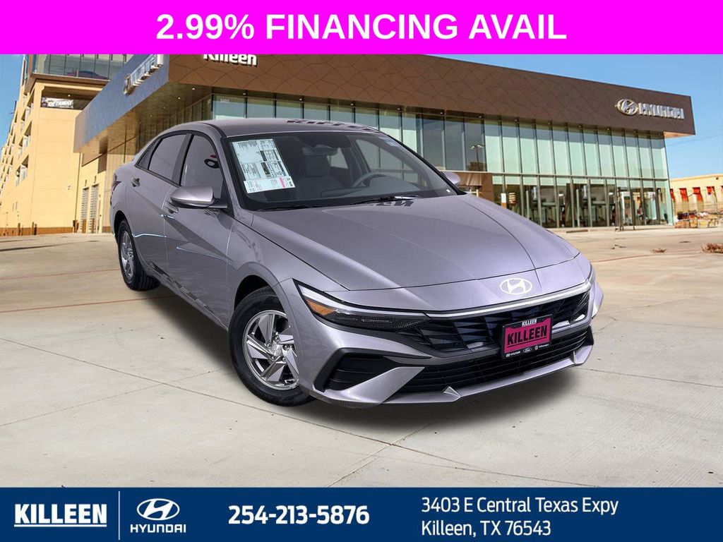 2025 Hyundai Elantra SE