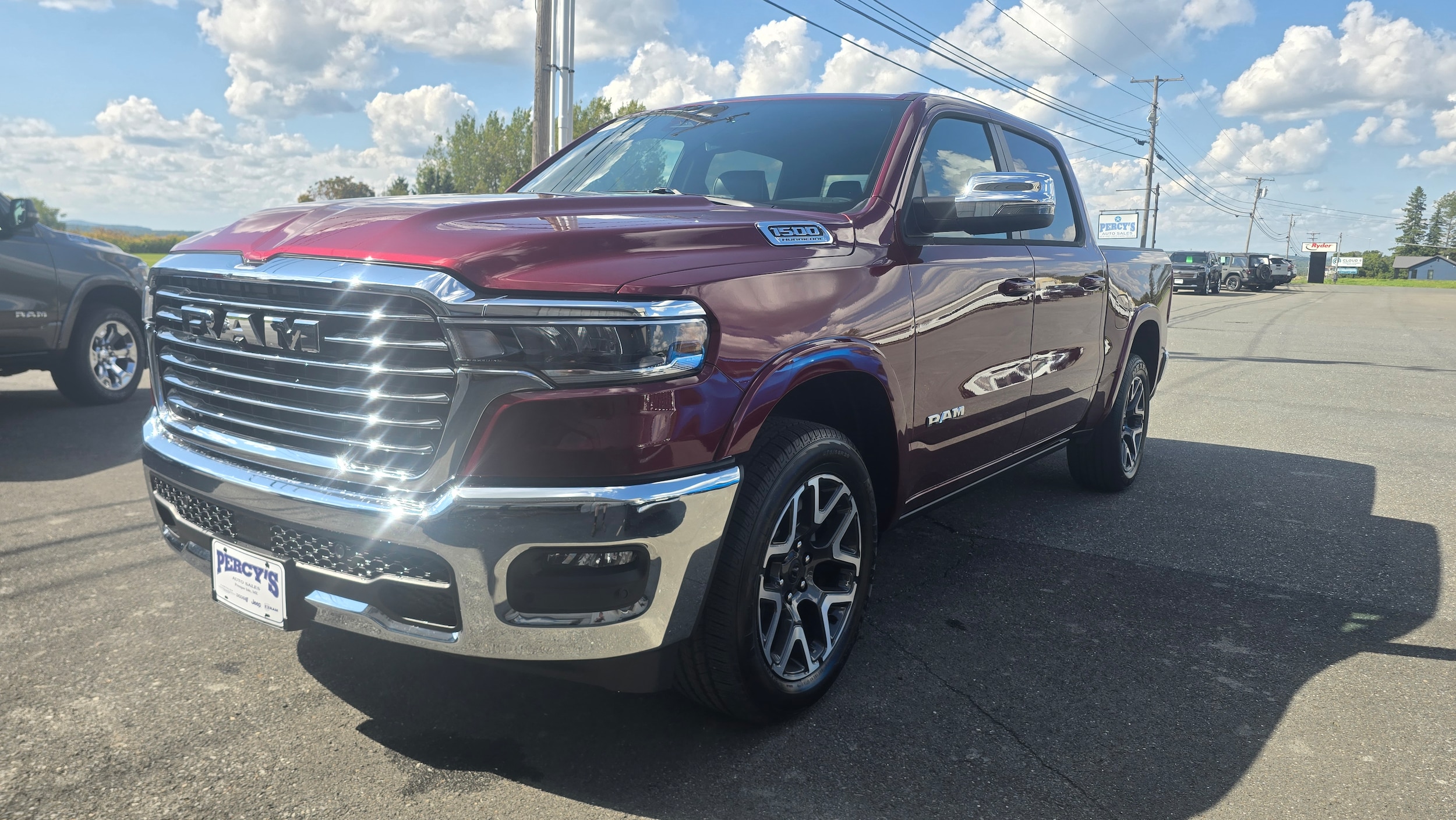 2026 Ram 1500 RAM 1500 LARAMIE CREW CAB 4X4 5'7' BOX