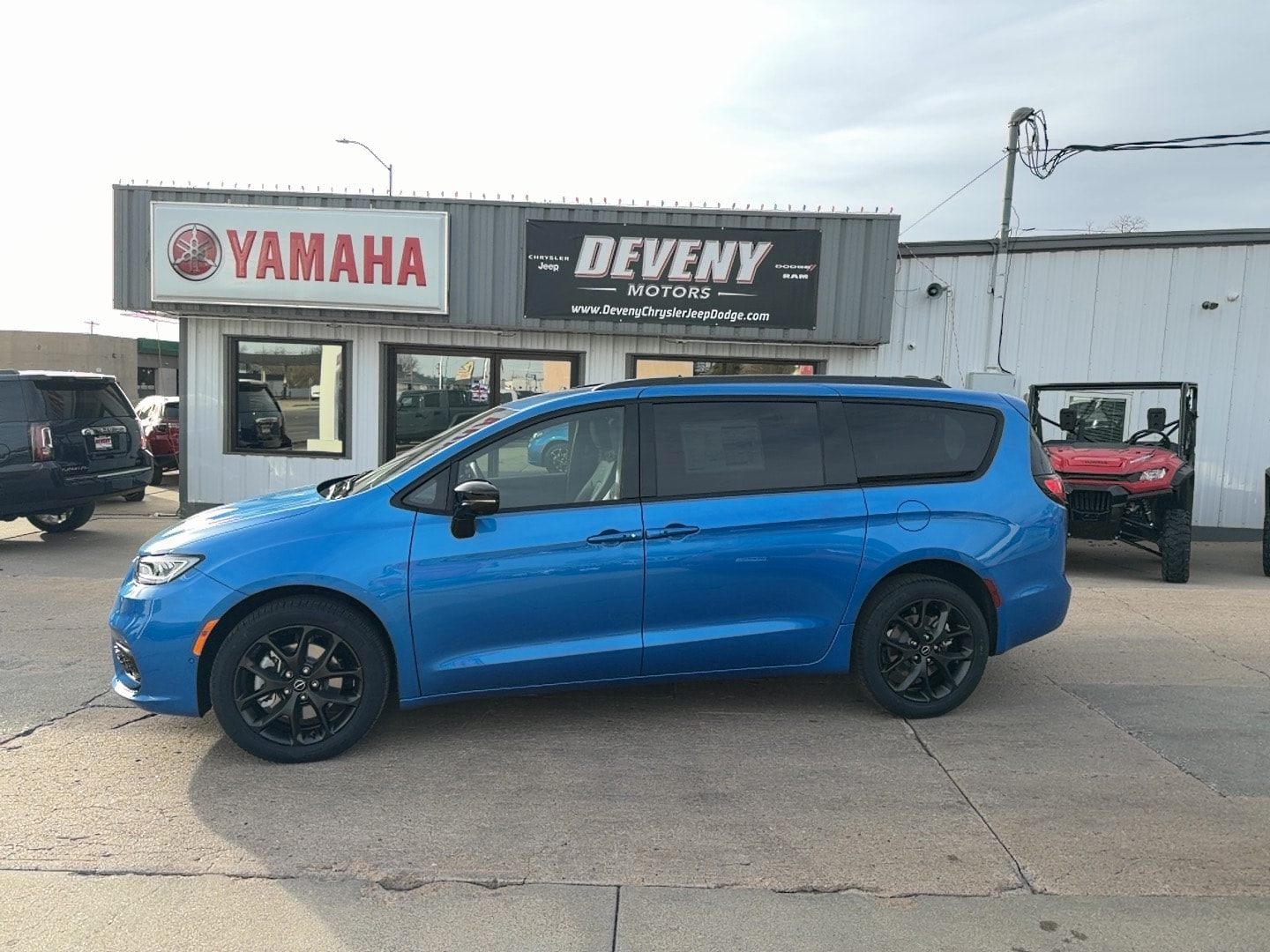 2026 Chrysler Pacifica SELECT AWD