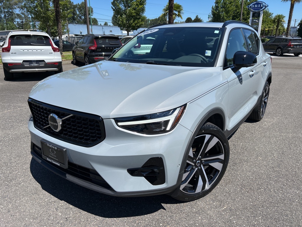 2024 Volvo XC40