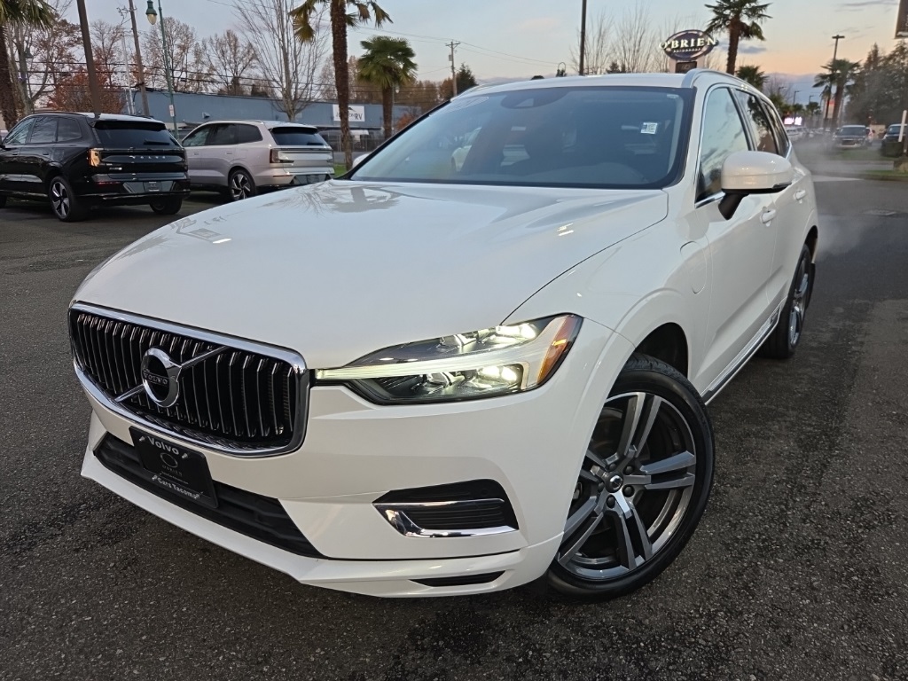 2021 Volvo XC60 T8 Inscription Expression