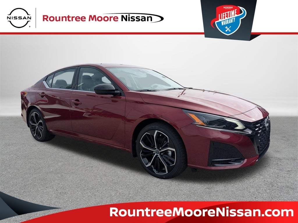 2025 Nissan Altima SR