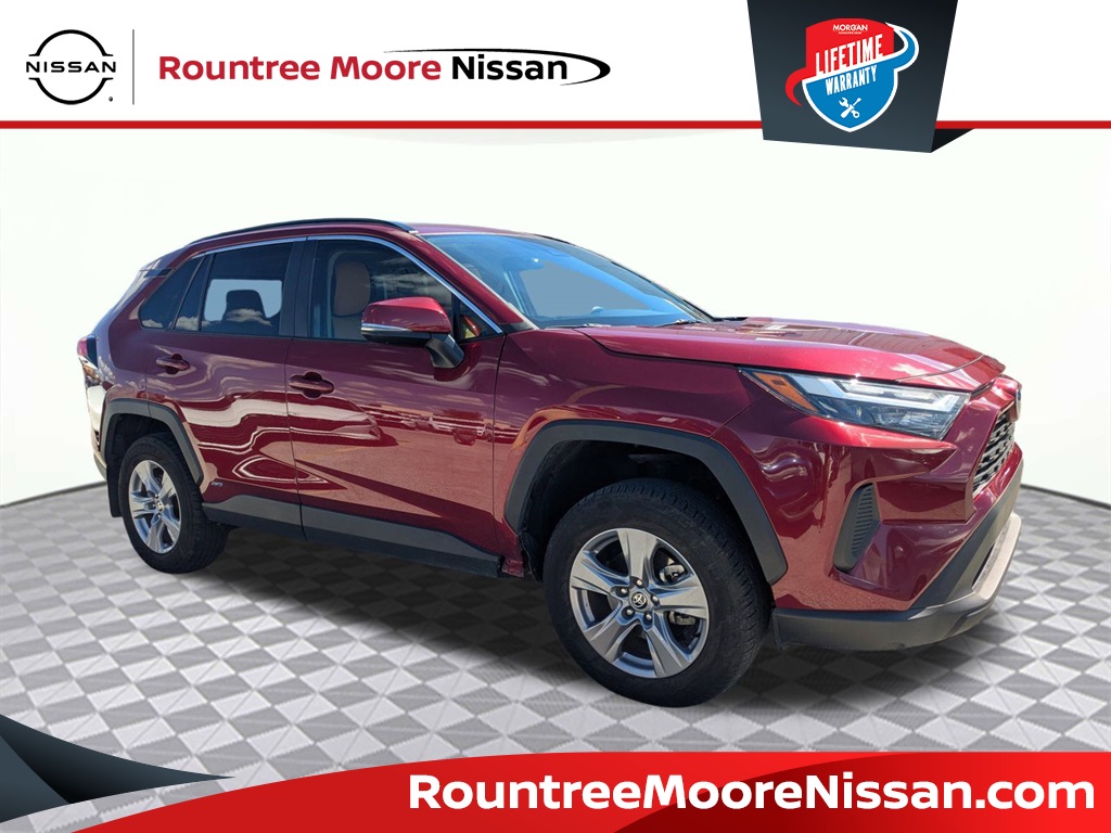 2022 Toyota RAV4 Hybrid XLE