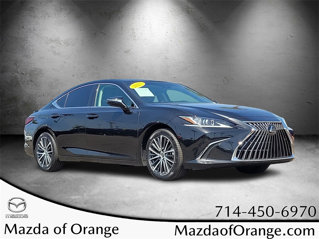 2025 Lexus ES