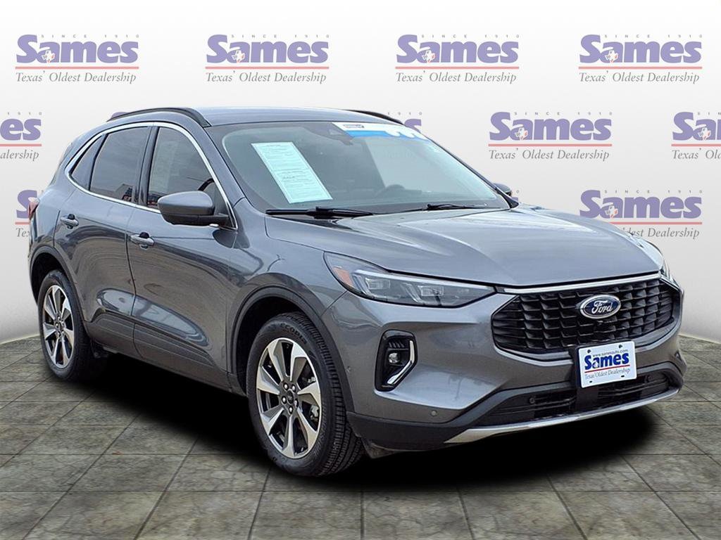 2023 Ford Escape Platinum