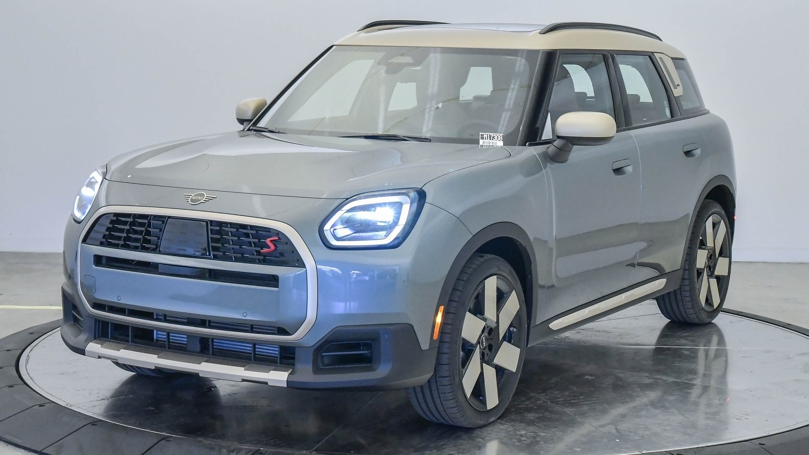 2025 MINI Countryman