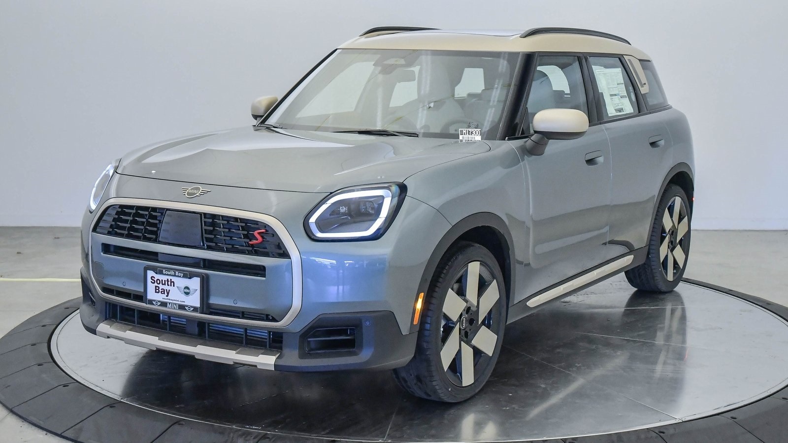 2025 MINI Countryman Base
