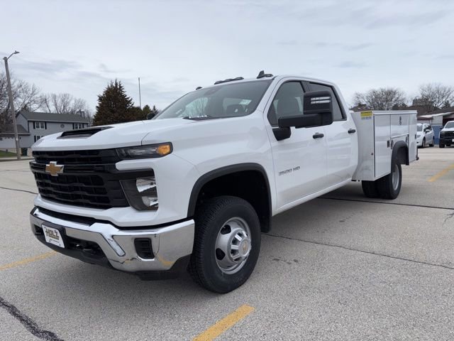 2025 Chevrolet Silverado 3500HD CC Work Truck