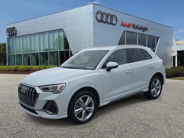 2022 Audi Q3