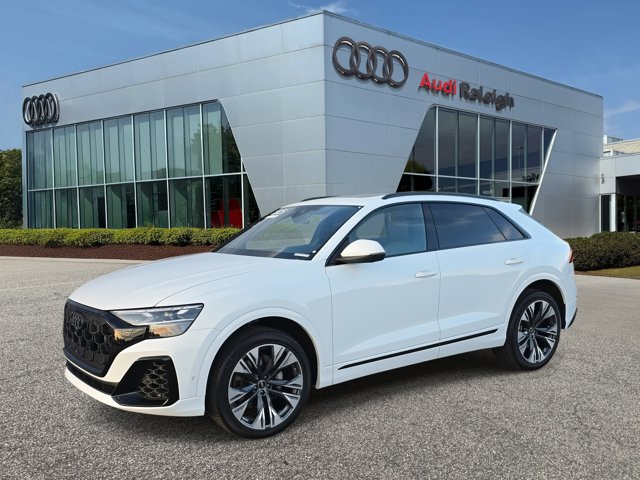 2025 Audi Q8 Premium Plus