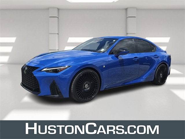 2023 Lexus IS