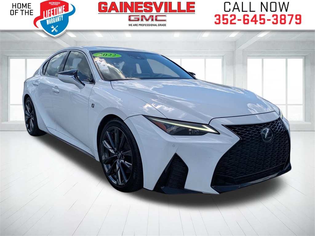 2022 Lexus IS