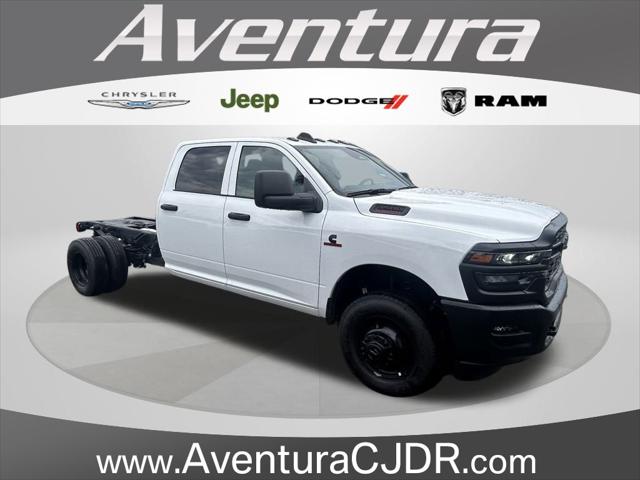 2025 Ram 3500 Chassis Cab RAM 3500 TRADESMAN CREW CAB CHASSIS 4X4 60' CA