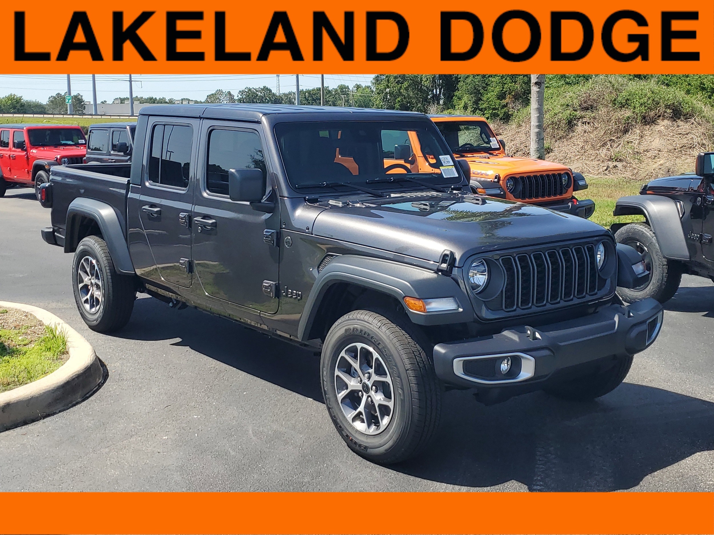 2025 Jeep Gladiator