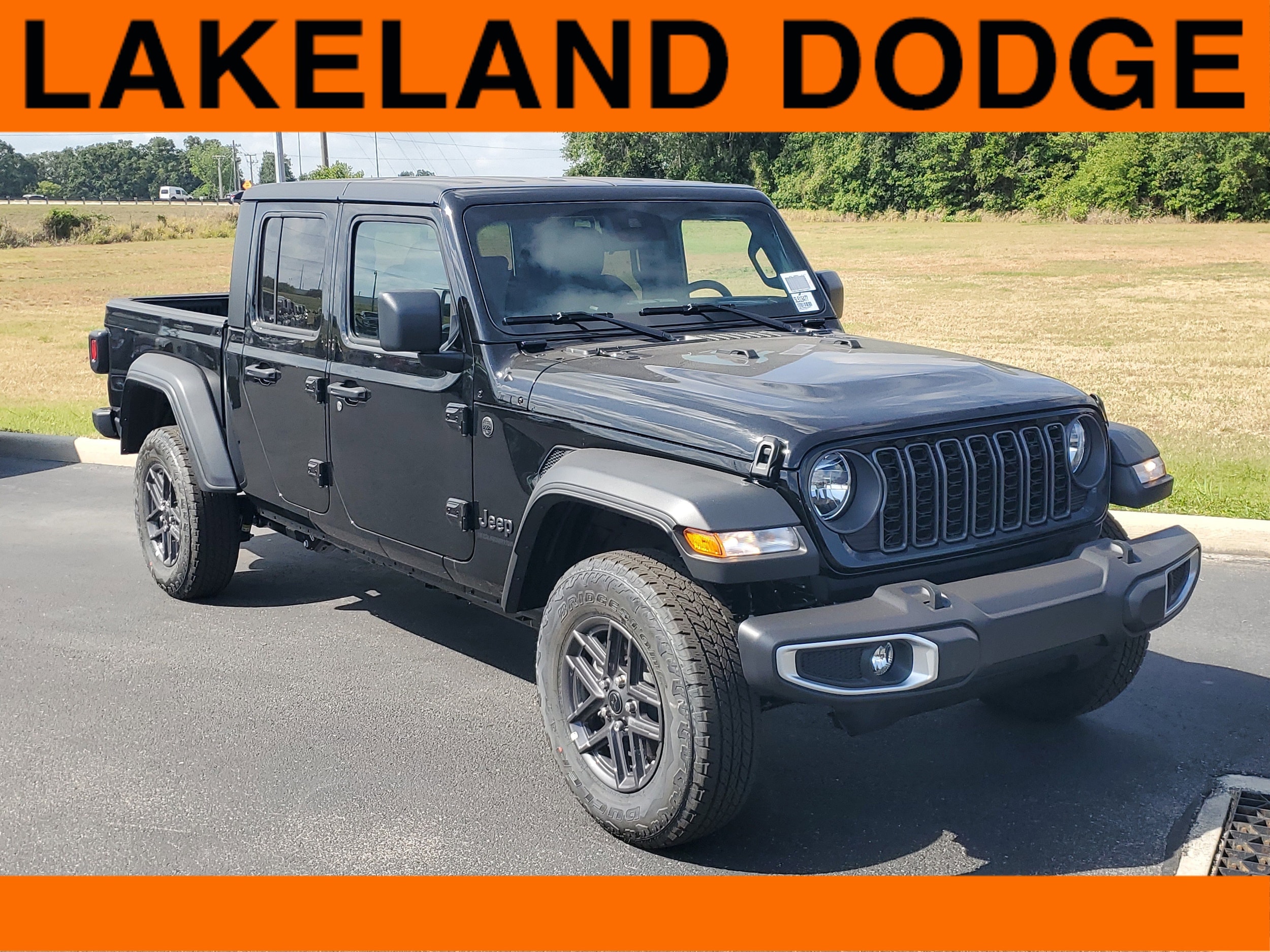2025 Jeep Gladiator