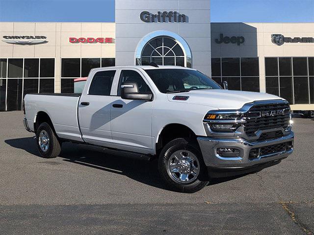 2026 Ram 2500 RAM 2500 TRADESMAN CREW CAB 4X4 8' BOX