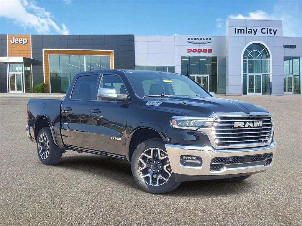 2026 Ram 1500 RAM 1500 LARAMIE CREW CAB 4X4 5'7' BOX