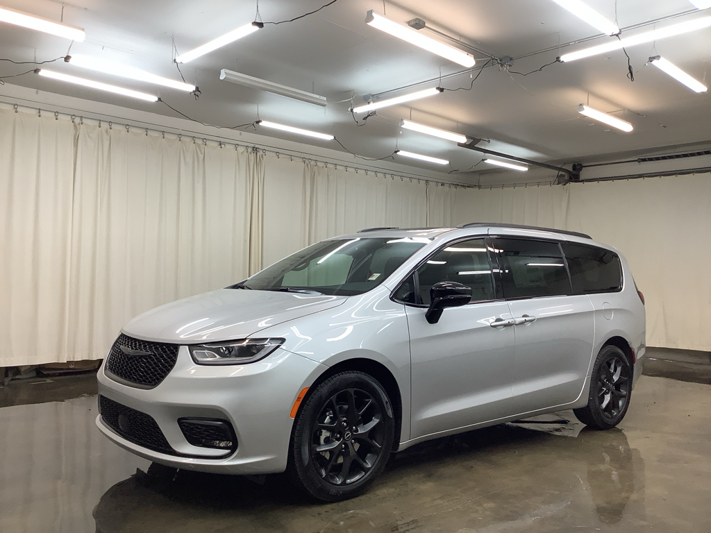 2026 Chrysler Pacifica