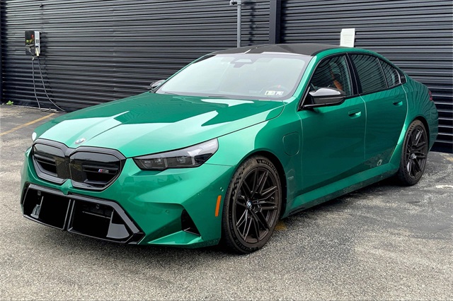 2025 BMW M5