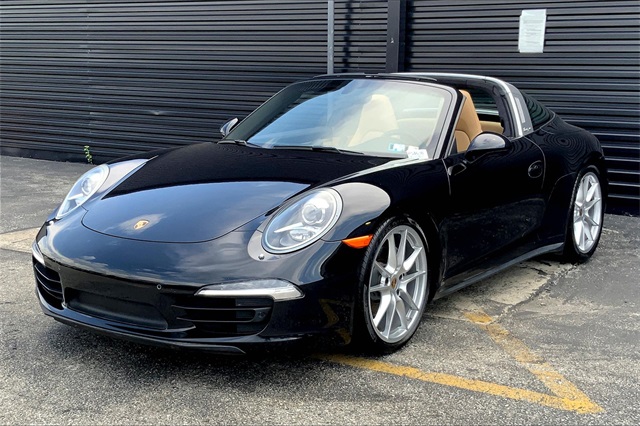 2015 Porsche 911