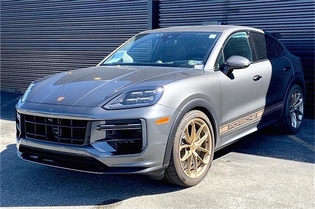 2024 Porsche Cayenne Turbo GT