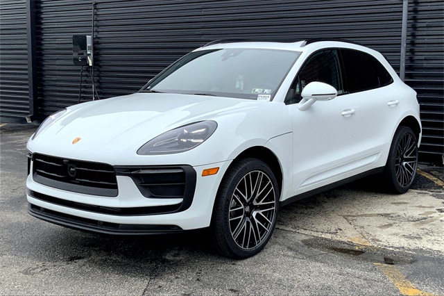 2025 Porsche Macan 