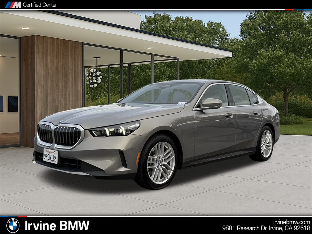 2025 BMW 5 Series 530i
