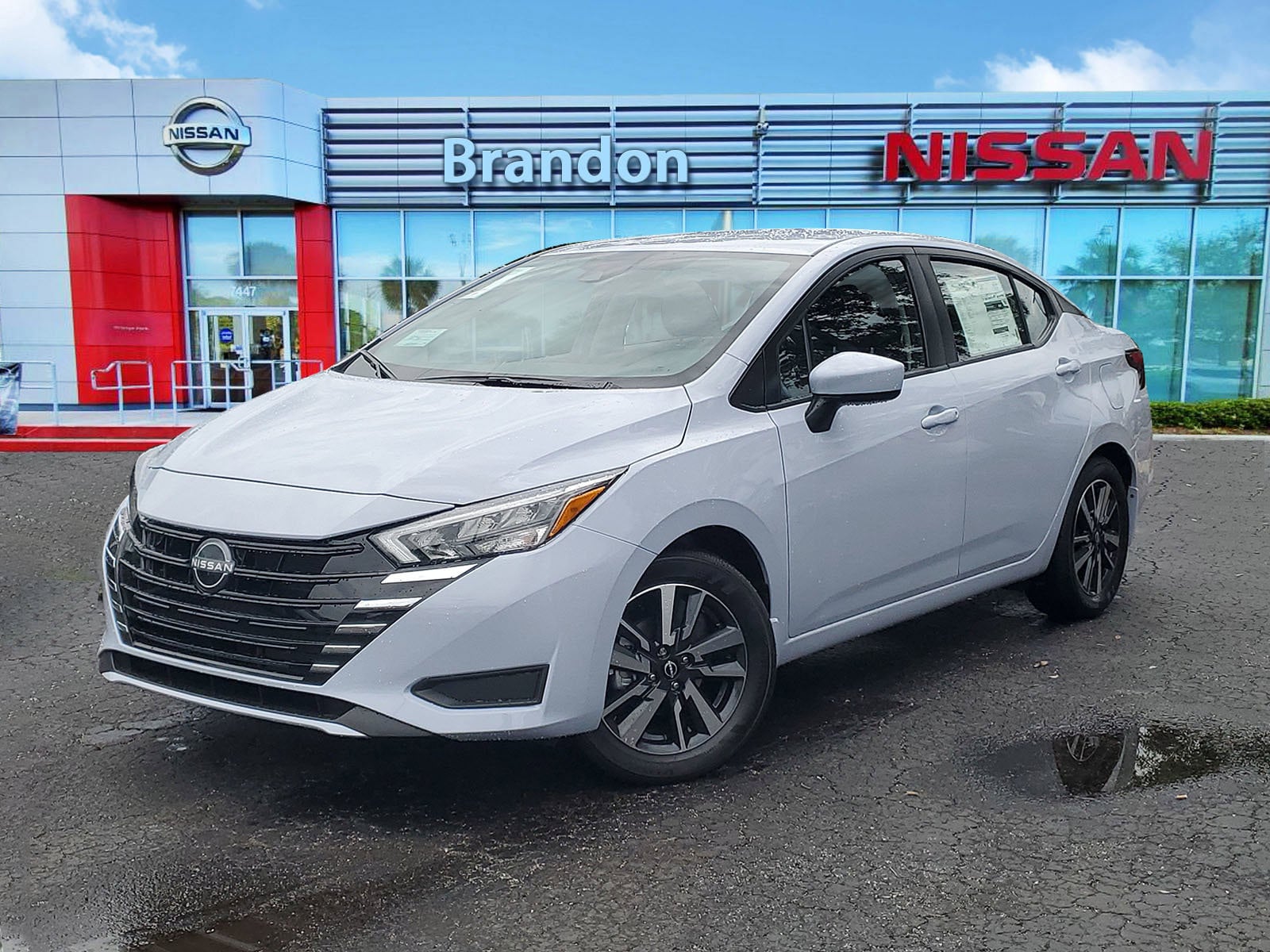 2025 Nissan Versa 1.6 SV