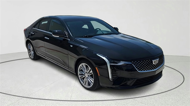 2024 Cadillac CT4