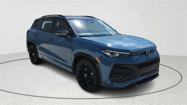 2025 Volkswagen Tiguan 2.0T SE R-Line Black