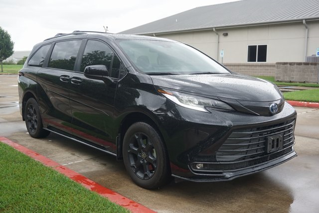 2025 Toyota Sienna